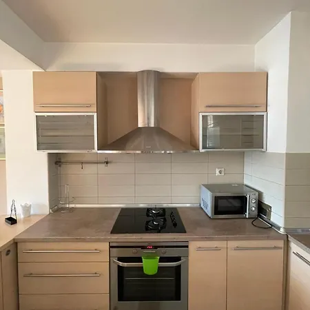 Velvet Living Luxury - Two Bedrooms * 斯科普里