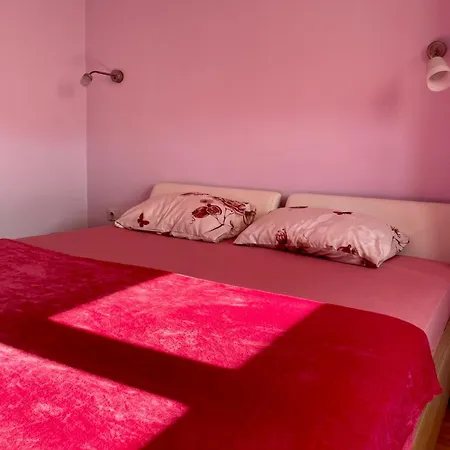 Velvet Living Luxury - Two Bedrooms סקופיה